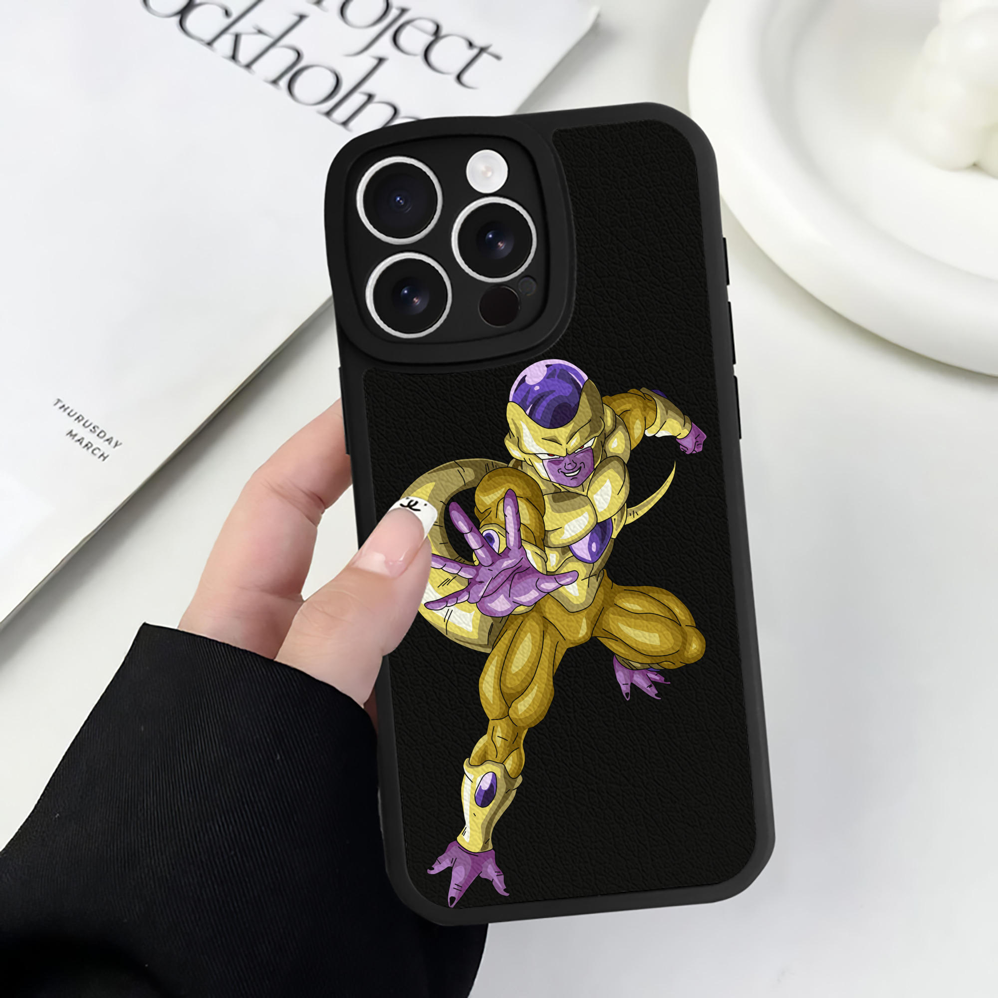（画像用） ドラゴンボール フリーザ DRAGON BALL Frieza 【iPhone 16シリーズ対応】シリコンスマホケース（レザー調） 材質：シリコン